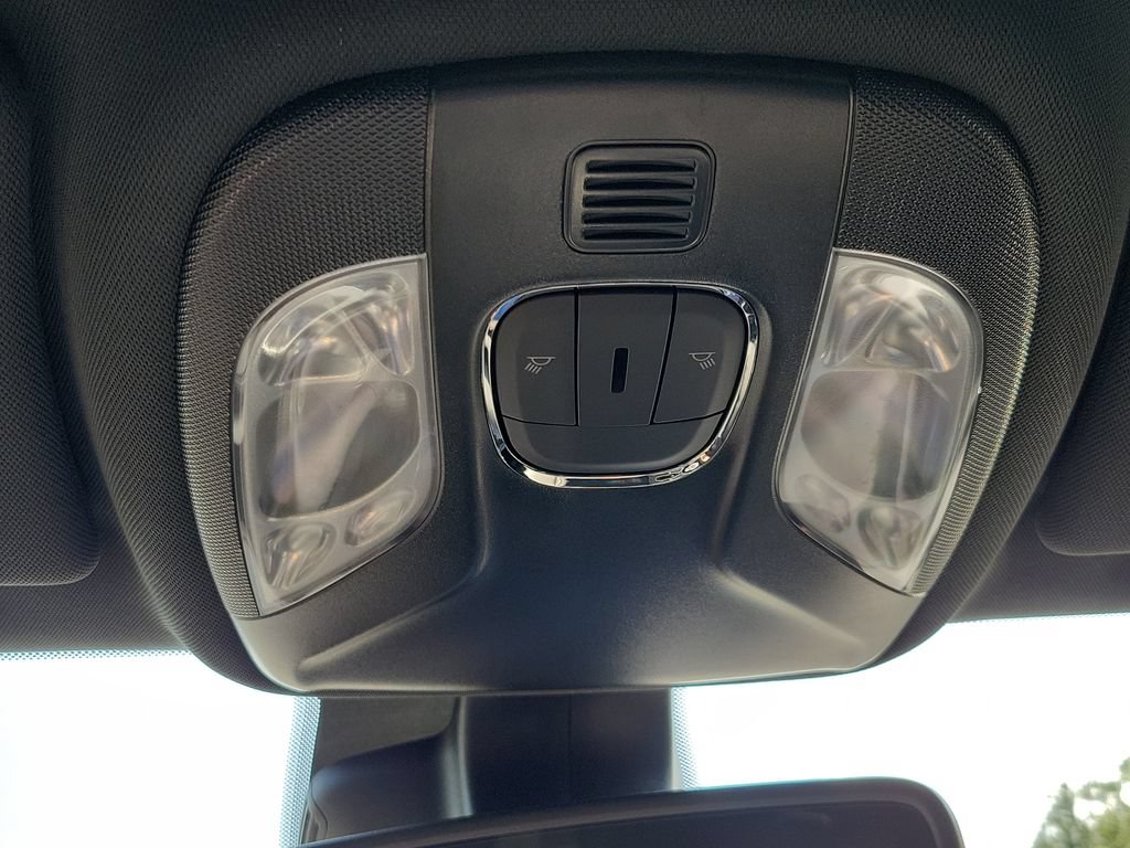 New 2026 Jeep Compass Latitude AWD/4WD image 19