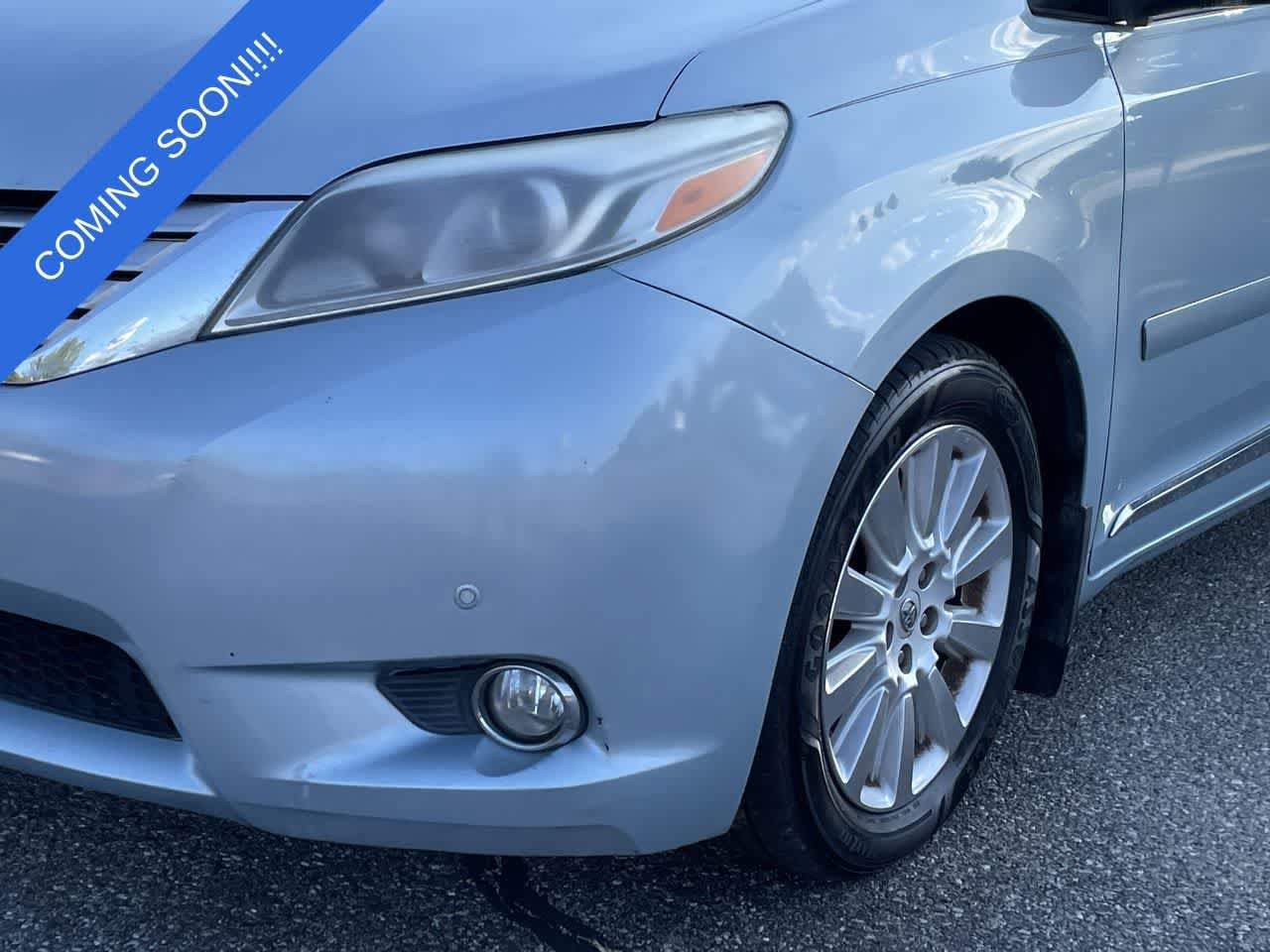 Used 2015 Toyota Sienna Limited Premium FWD image 38