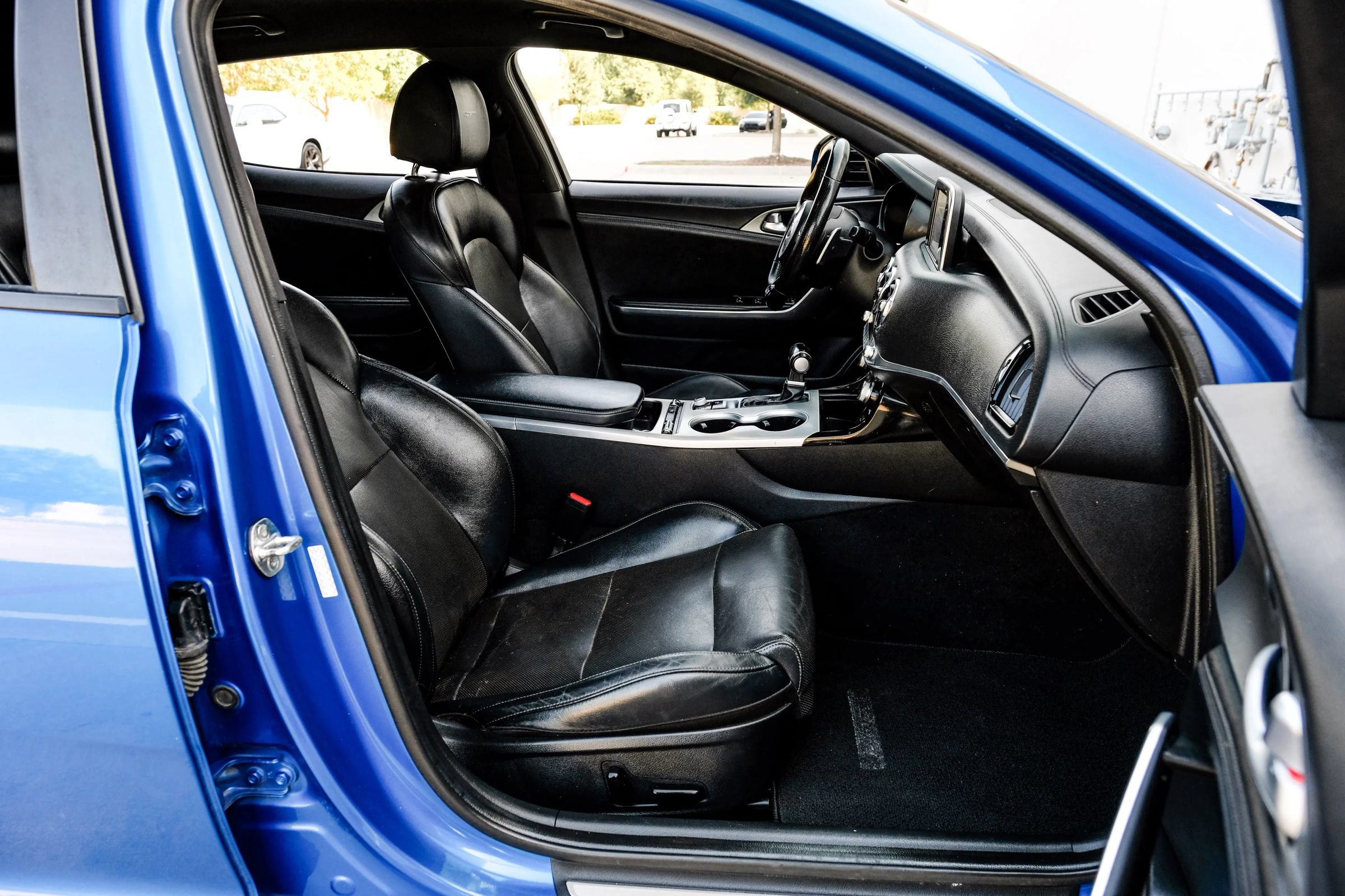 Used 2018 Kia Stinger GT RWD image 40