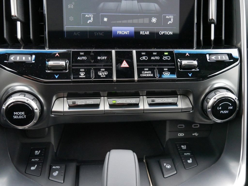 New 2026 Lexus LX 700h Luxury AWD/4WD image 23