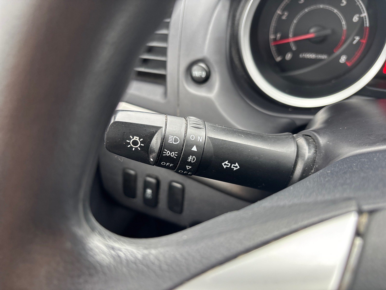 Used 2015 Mitsubishi Lancer ES FWD image 24