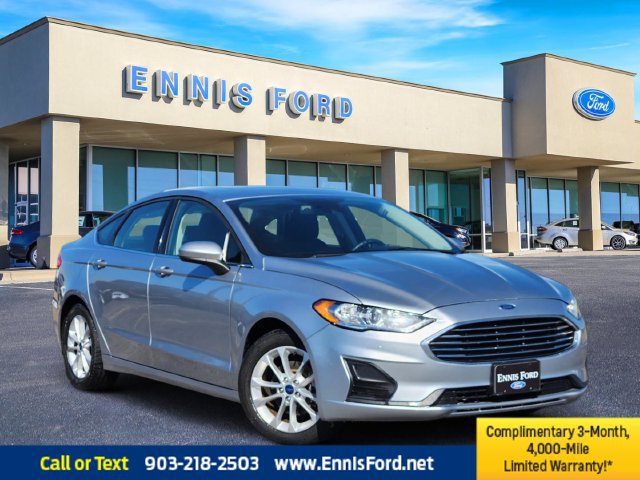 Used 2020 Ford Fusion SE FWD image 1