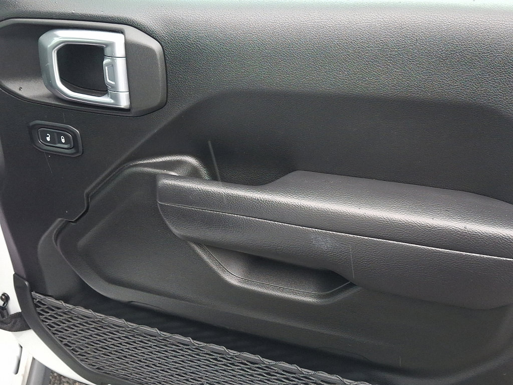 Certified 2022 Jeep Gladiator Willys image 10