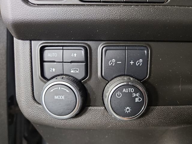 Used 2021 Chevrolet Suburban RST image 30