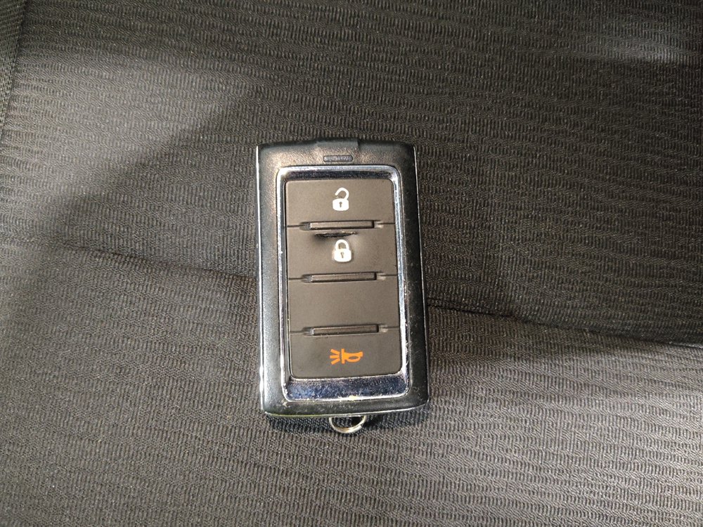 Used 2023 Jeep Grand Cherokee Laredo X AWD/4WD image 32