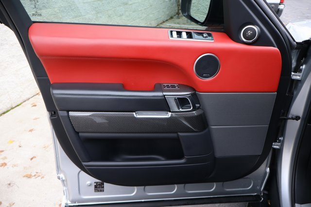 Used 2019 Land Rover Range Rover Sport SVR image 21