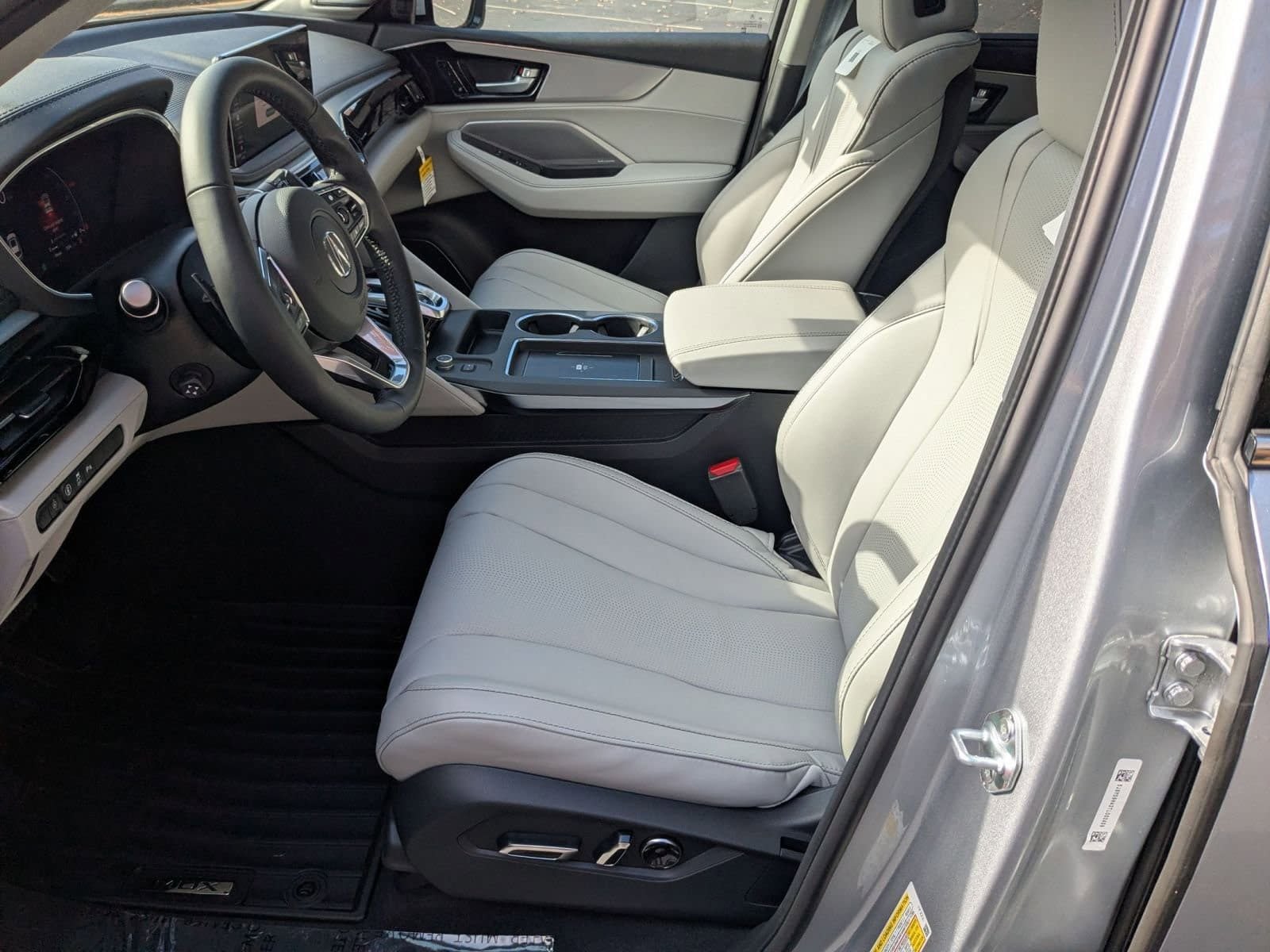Certified 2026 Acura MDX w/ Technology Package FWD image 19