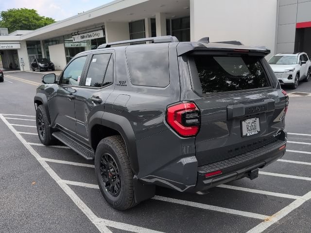 New 2026 Toyota 4Runner TRD Off-Road Premium w/ Tow Technology Package AWD/4WD image 9
