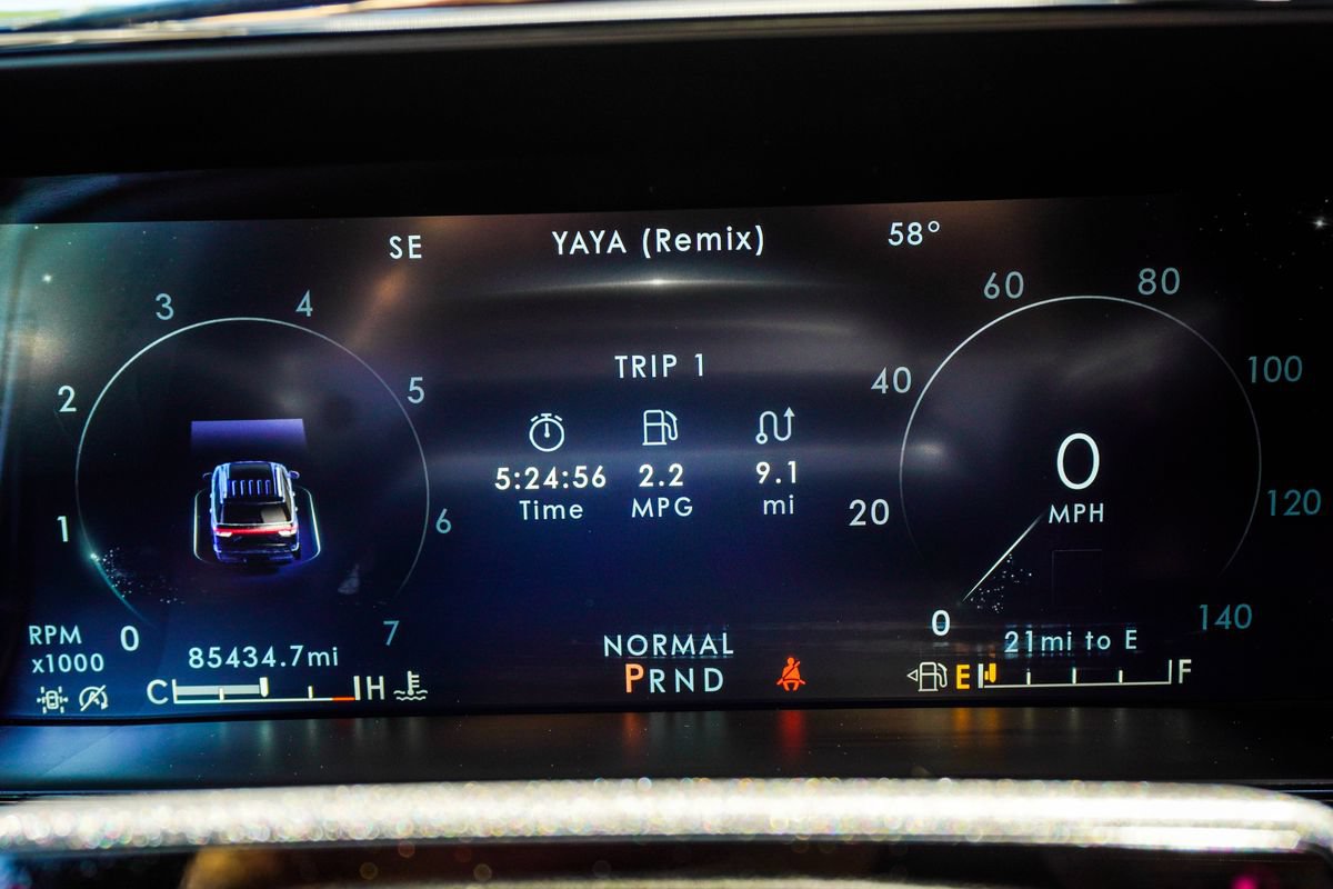 Used 2023 Lincoln Navigator L Black Label AWD/4WD image 30