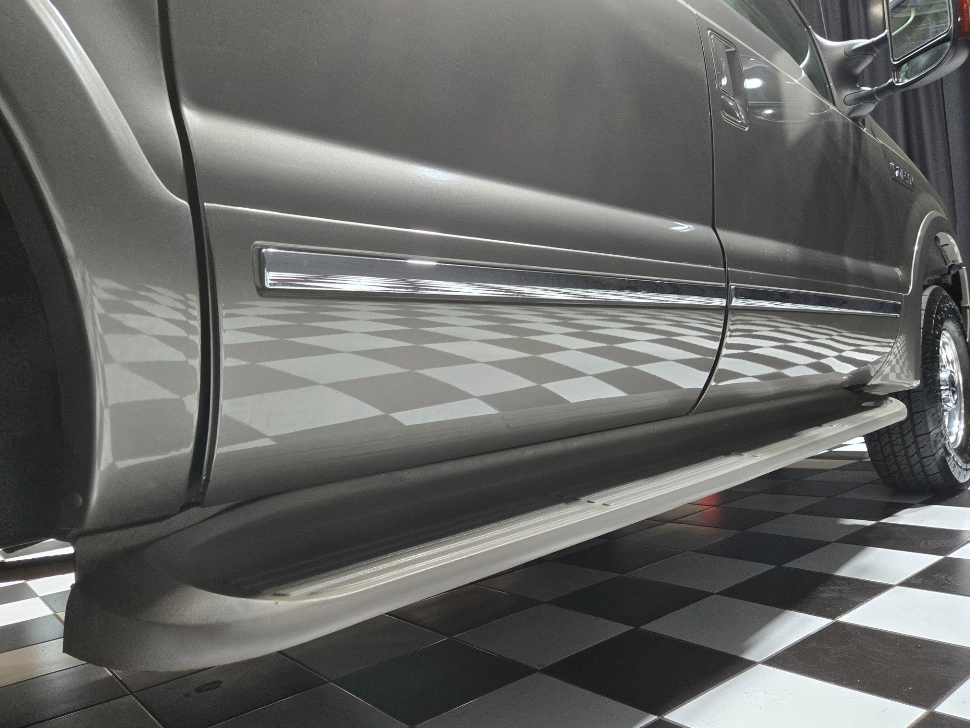 Used 2005 Ford Excursion Limited image 64