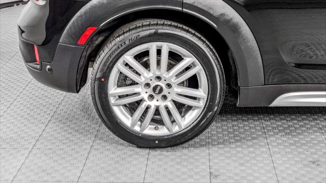 Used 2020 MINI Cooper Countryman FWD image 34