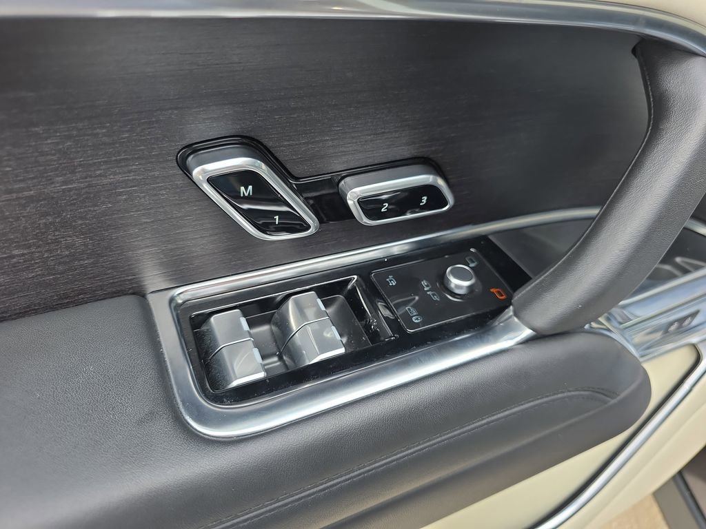 Used 2022 Land Rover Range Rover SE AWD/4WD image 18
