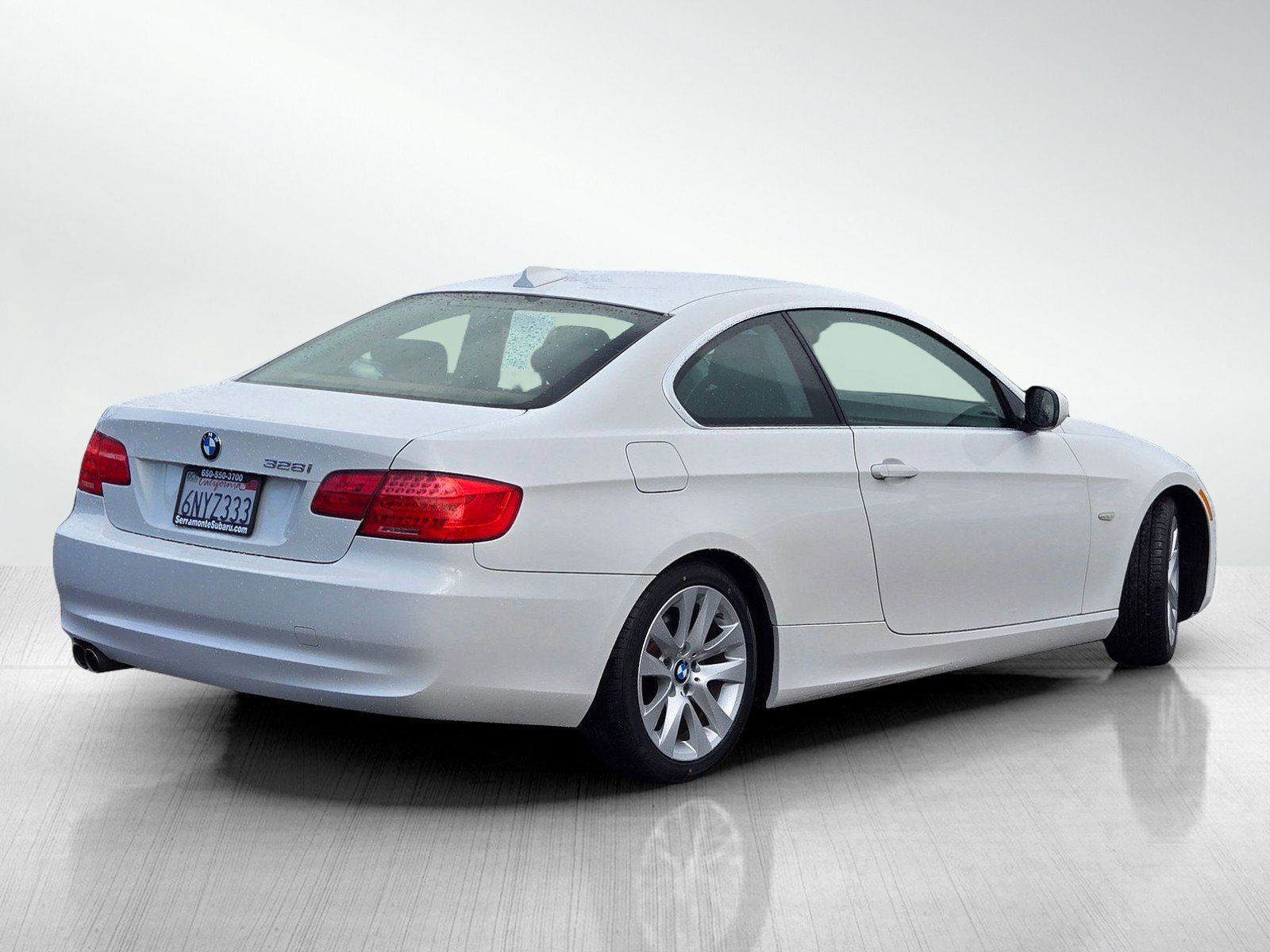 Used 2011 BMW 328i Coupe image 4
