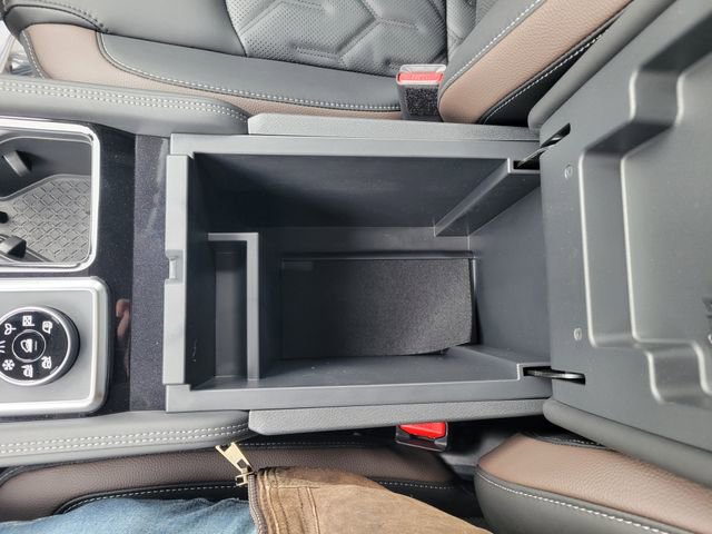 New 2026 Nissan Pathfinder Platinum w/ Cargo Package image 28