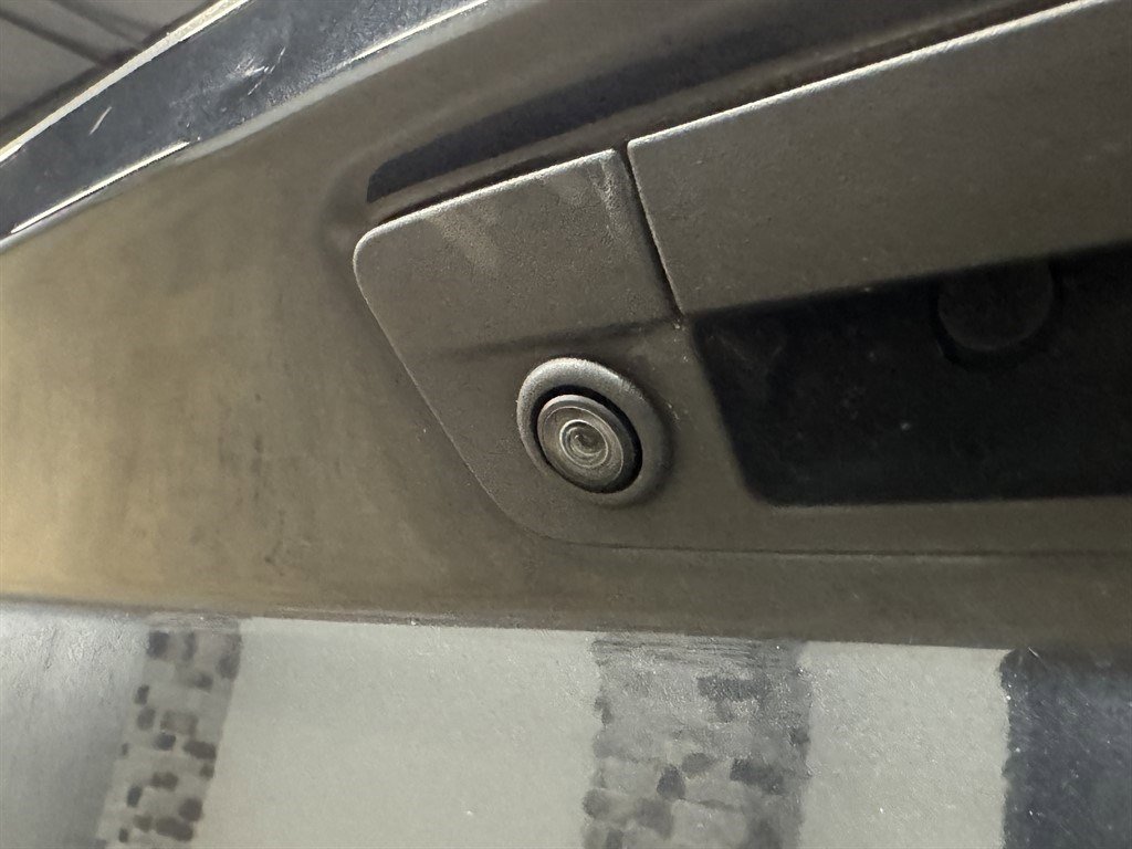 Used 2018 RAM 3500 Tradesman w/ Chrome Appearance Group image 12