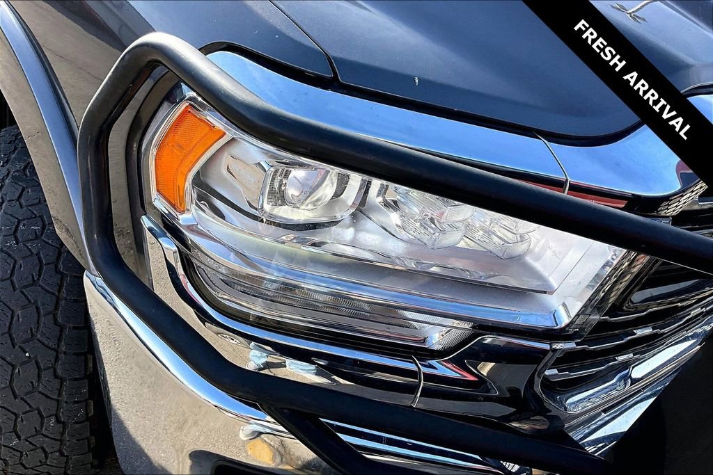 Used 2019 RAM 3500 Limited image 32