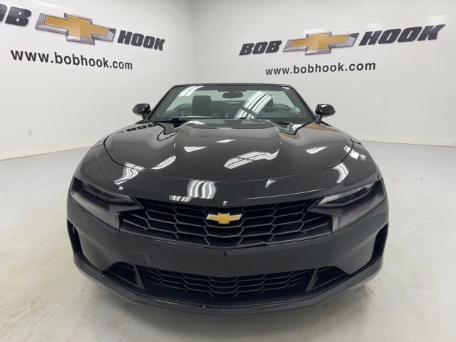 Used 2019 Chevrolet Camaro LT RWD image 8