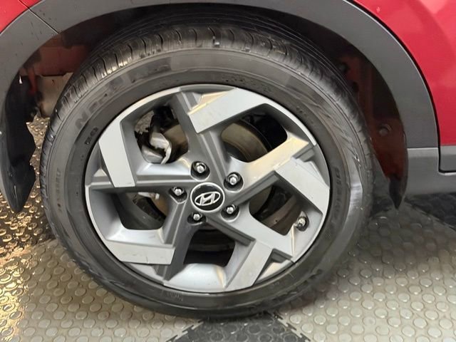 Certified 2024 Hyundai Venue SEL image 15