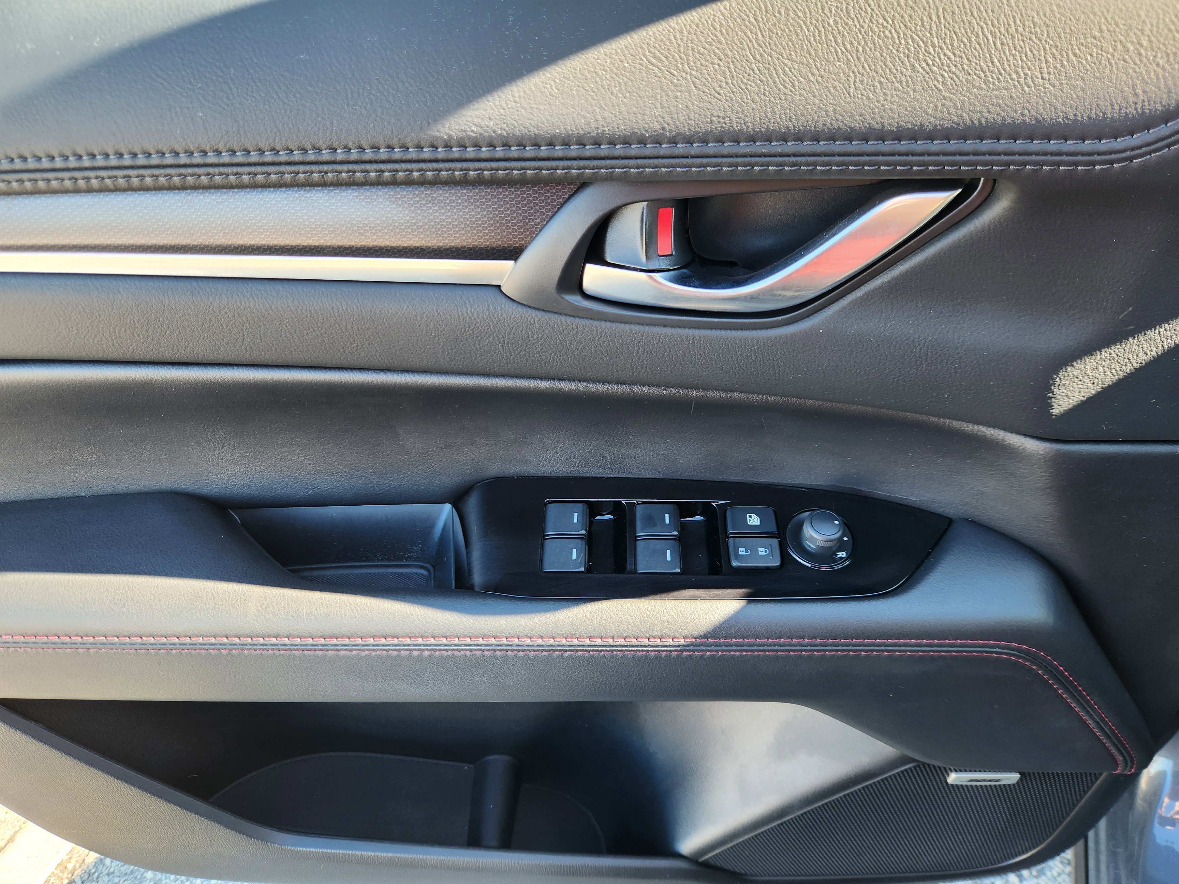 Certified 2023 MAZDA CX-5 Carbon Edition image 17