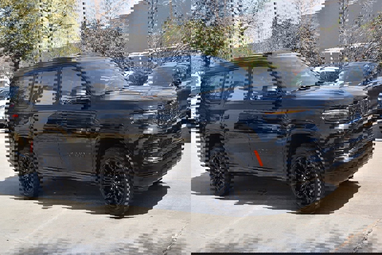 Used 2022 Jeep Grand Wagoneer Series II w/ Quick Order Packagew 28T image 5