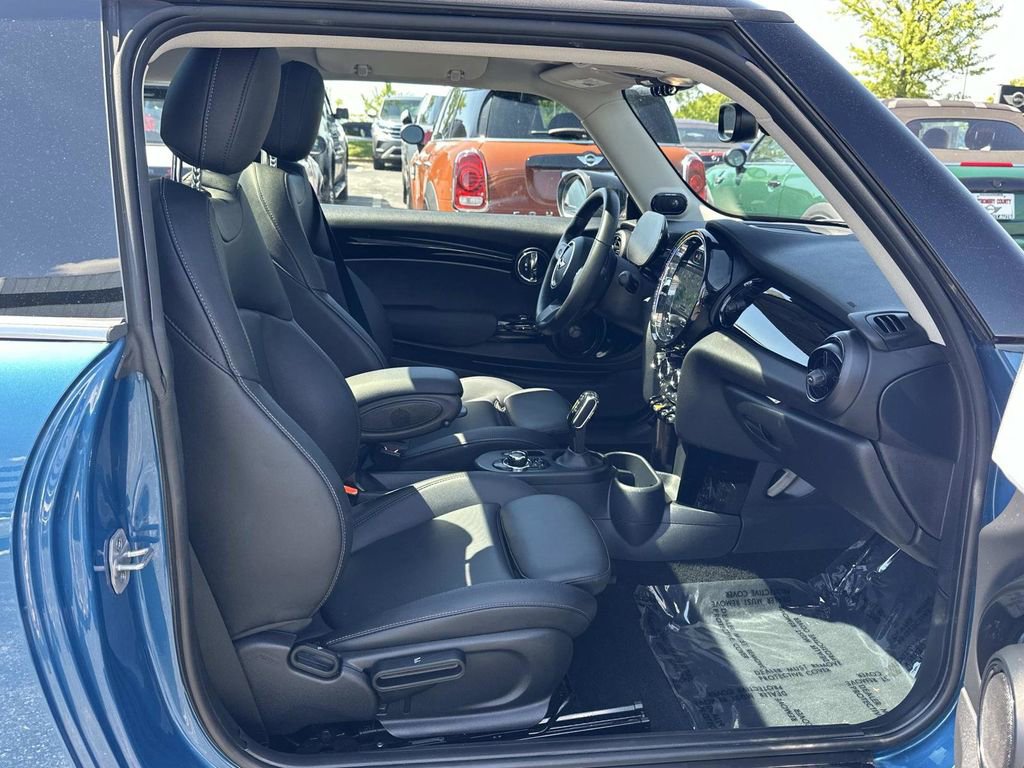 Used 2024 MINI Cooper SE FWD image 28
