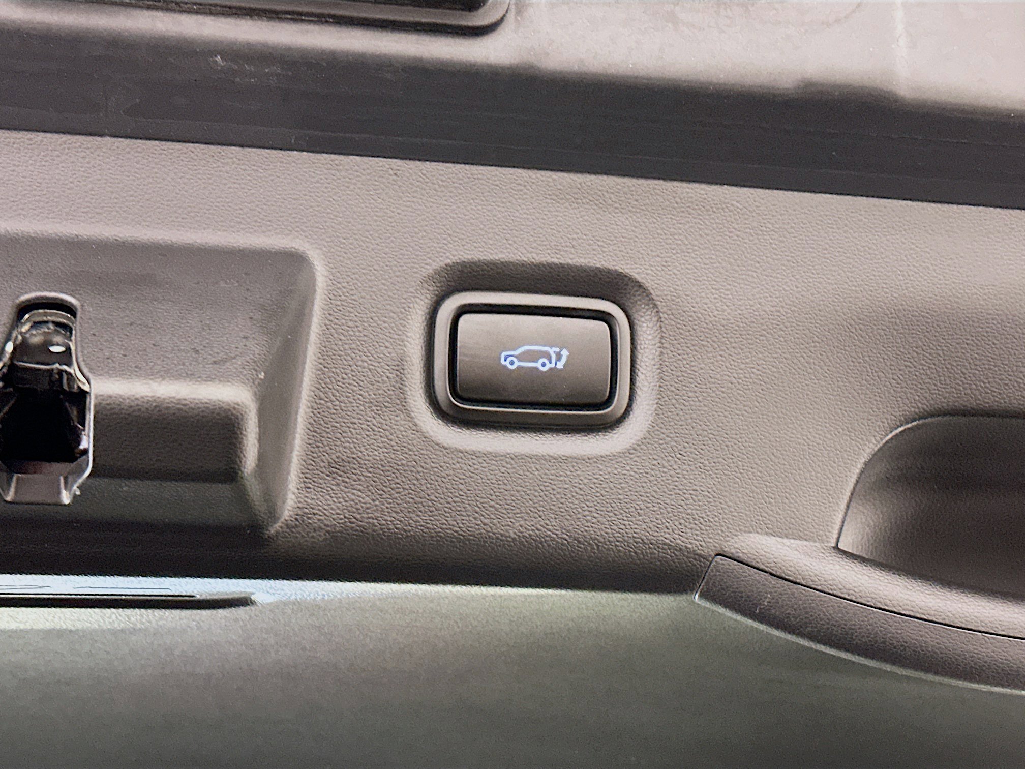 Used 2024 Hyundai Ioniq 5 Limited image 32