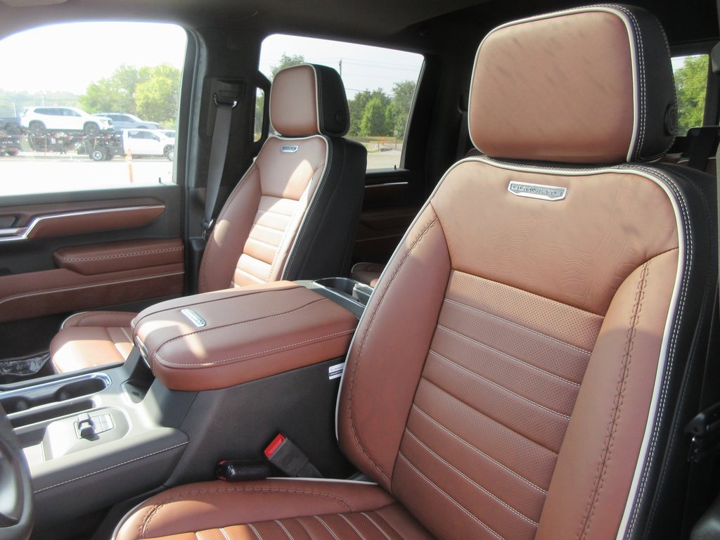 New 2026 GMC Sierra 3500 Denali Ultimate image 14