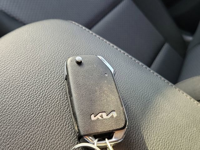 Used 2025 Kia Soul LX w/ LX Technology Package image 30