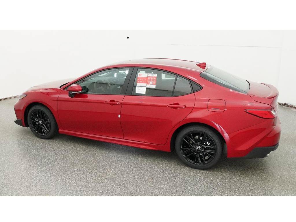 New 2026 Toyota Camry SE FWD image 5