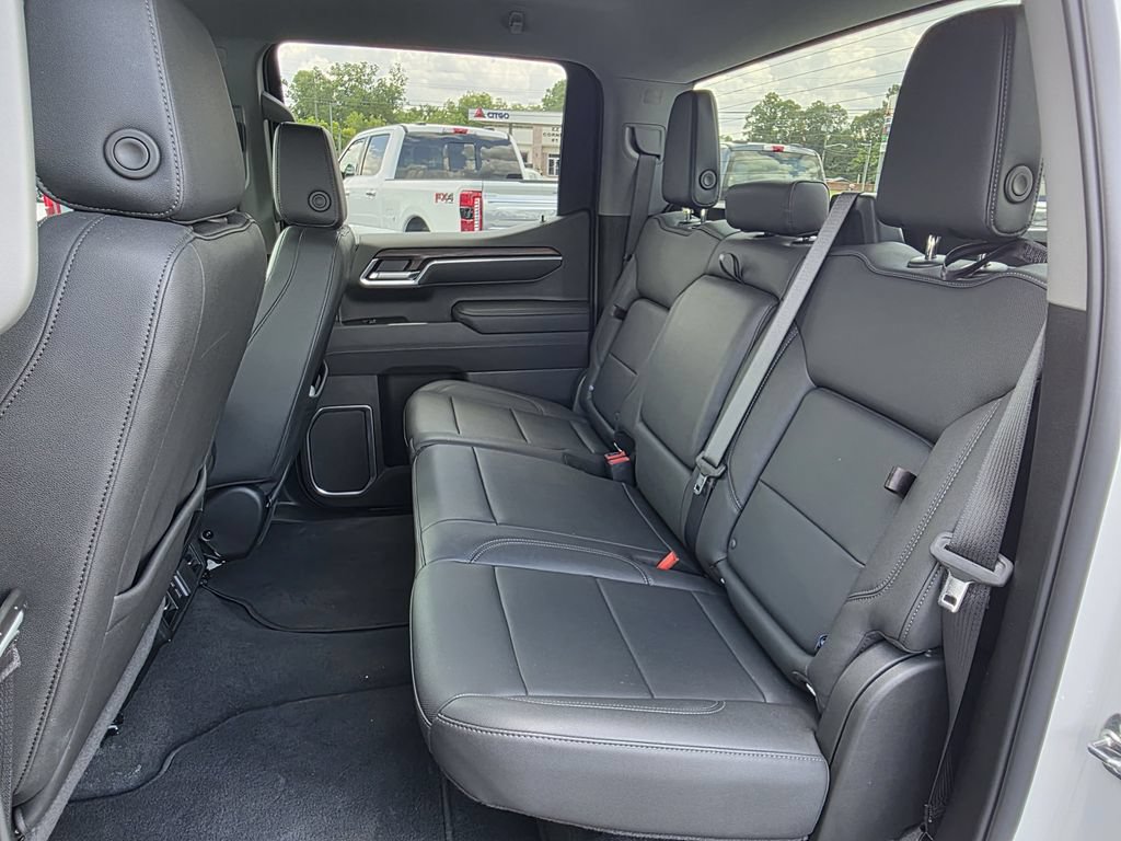 Used 2026 GMC Sierra 1500 SLT AWD/4WD image 15