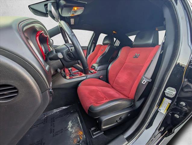 Used 2022 Dodge Charger Scat Pack w/ Dynamics Package RWD image 15