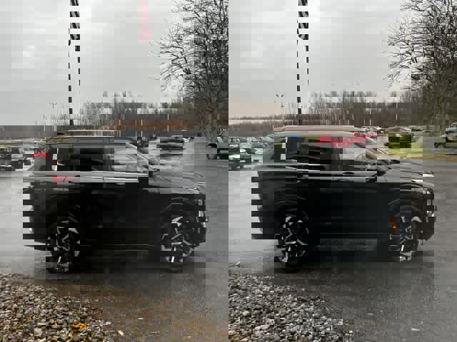 Used 2024 Mitsubishi Outlander SE image 9