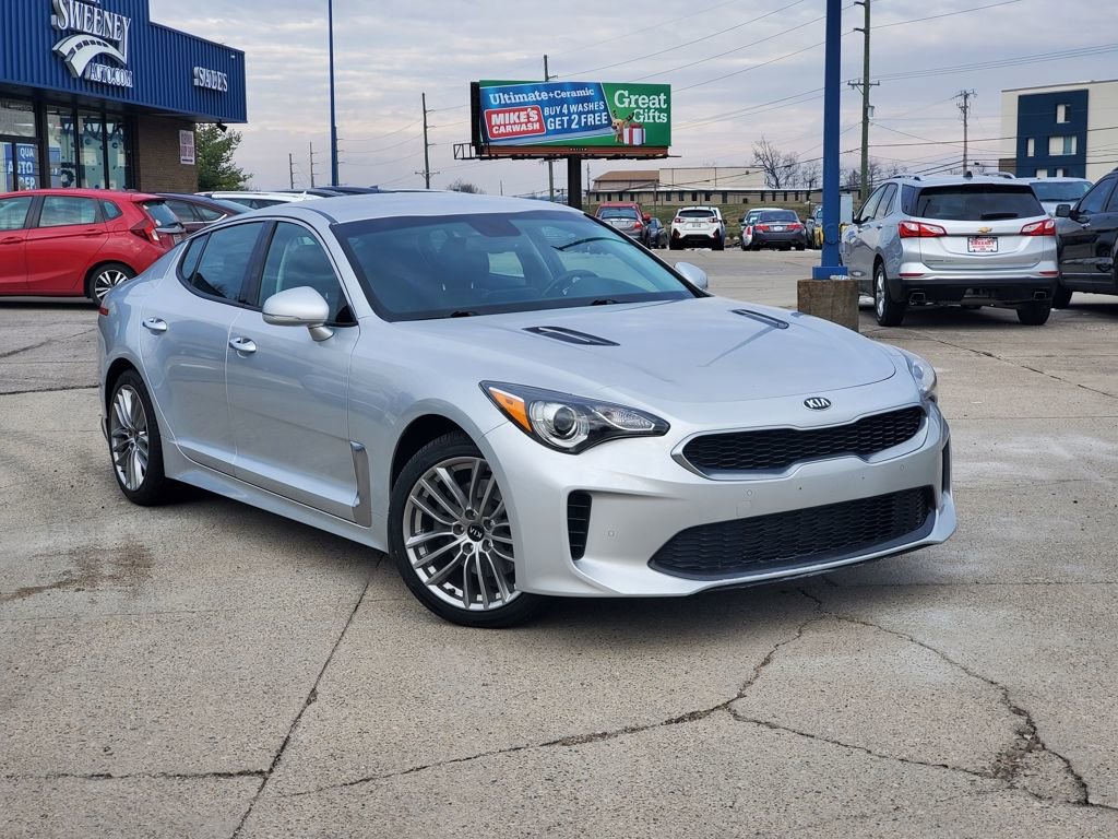 Used 2018 Kia Stinger image 1