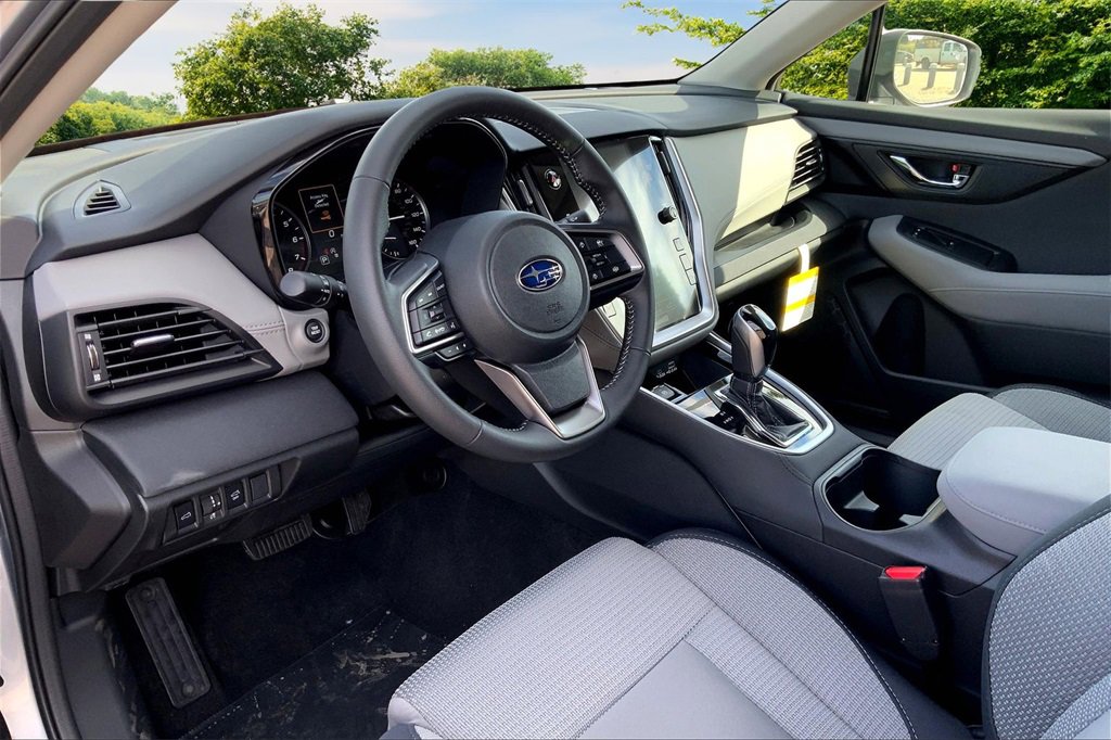 New 2025 Subaru Outback Premium image 7