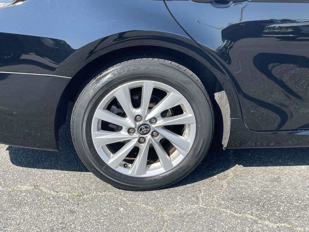 Used 2024 Toyota Camry LE FWD image 6