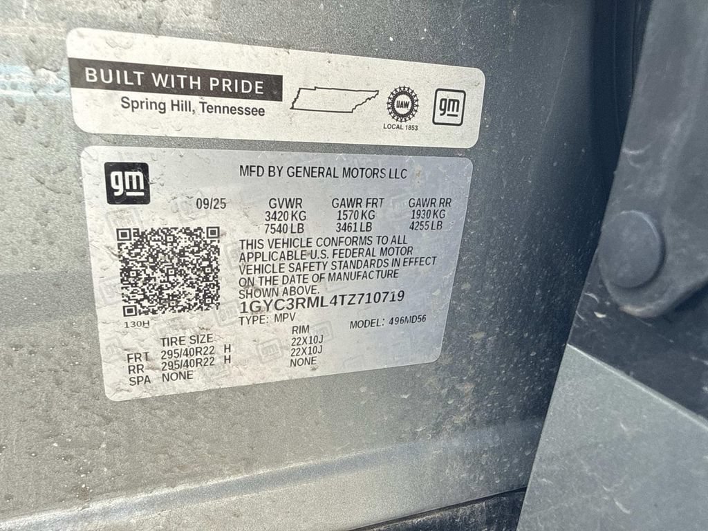 Certified 2026 Cadillac Vistiq Platinum w/ LPO, Floor Liner Package AWD/4WD image 19