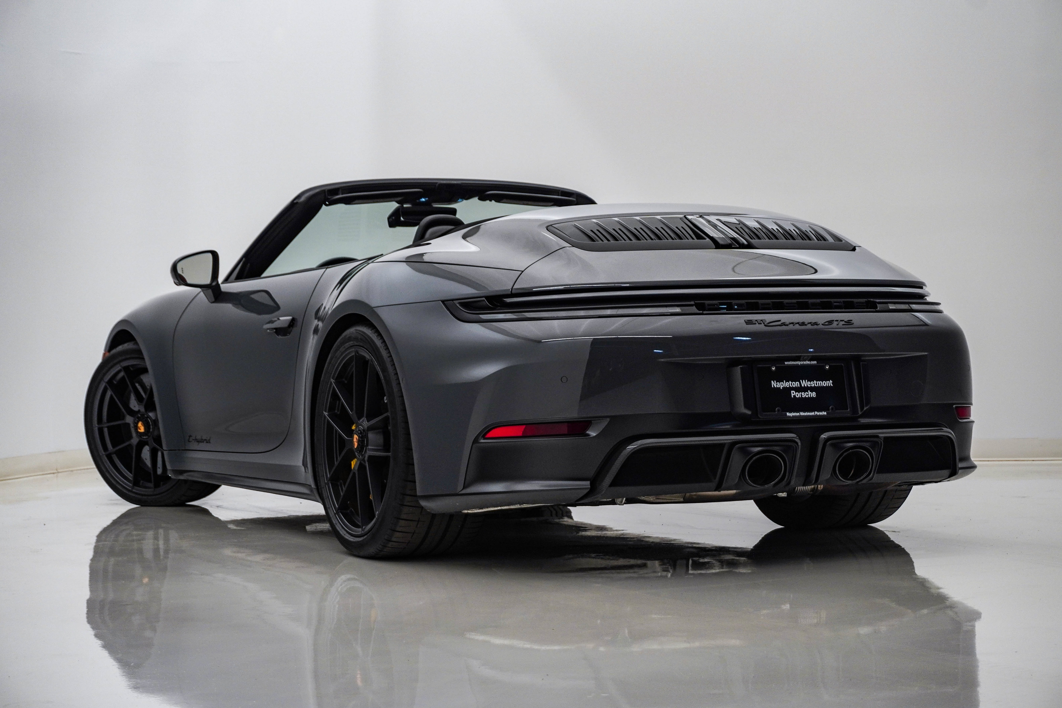 Certified 2026 Porsche 911 Carrera GTS RWD image 10