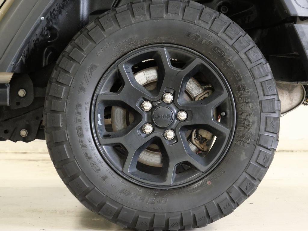 Used 2022 Jeep Wrangler Unlimited Sport AWD/4WD image 10