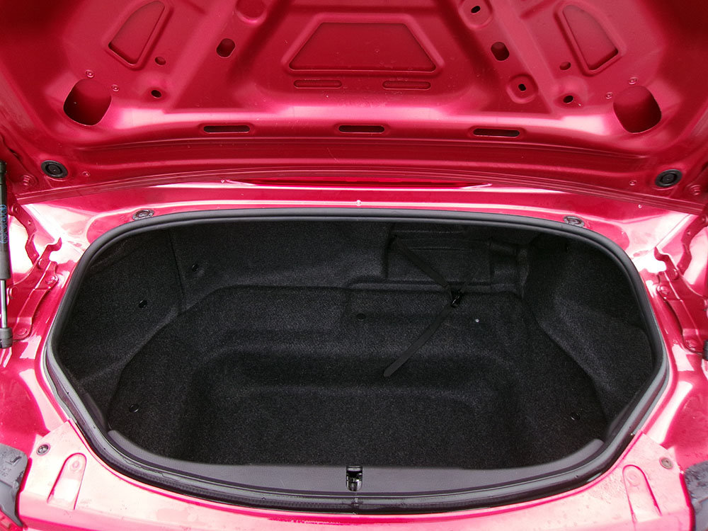 Used 2016 MAZDA MX-5 Miata Sport RWD image 11