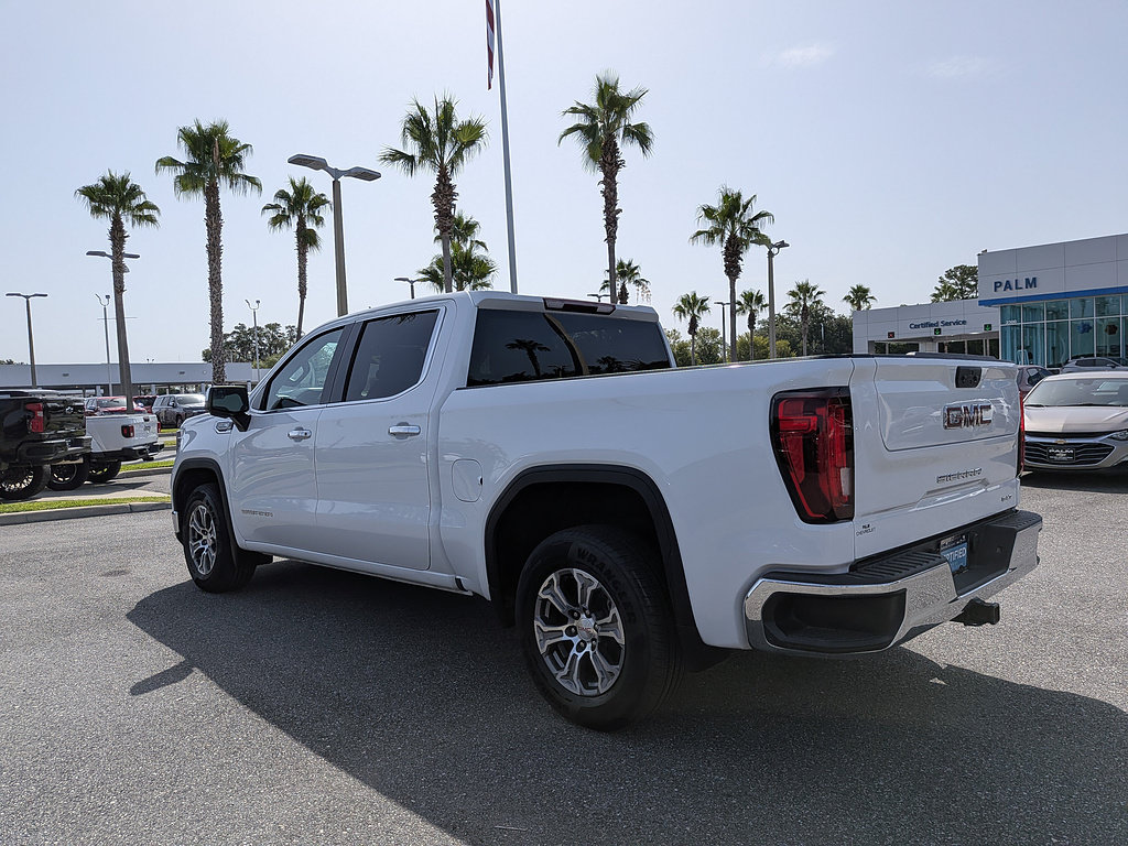 Certified 2025 GMC Sierra 1500 SLT RWD image 5