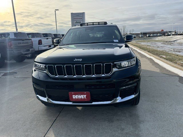 New 2025 Jeep Grand Cherokee L Limited image 2