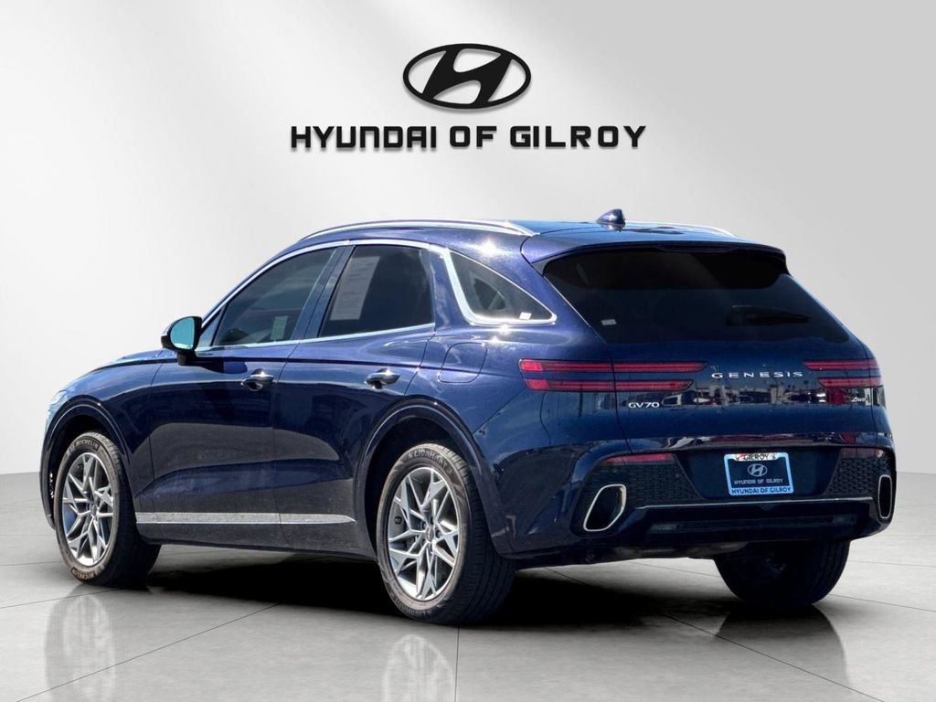 Used 2025 Genesis GV70 2.5T image 3