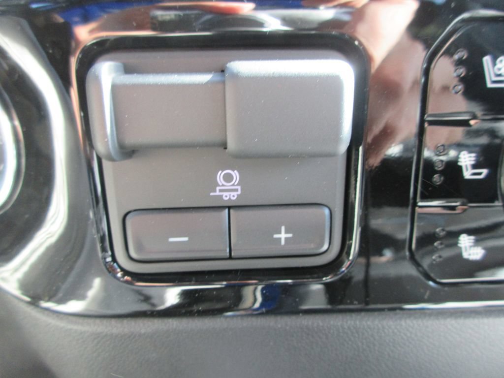 New 2026 GMC Sierra 2500 SLT w/ SLT Convenience Package AWD/4WD image 20