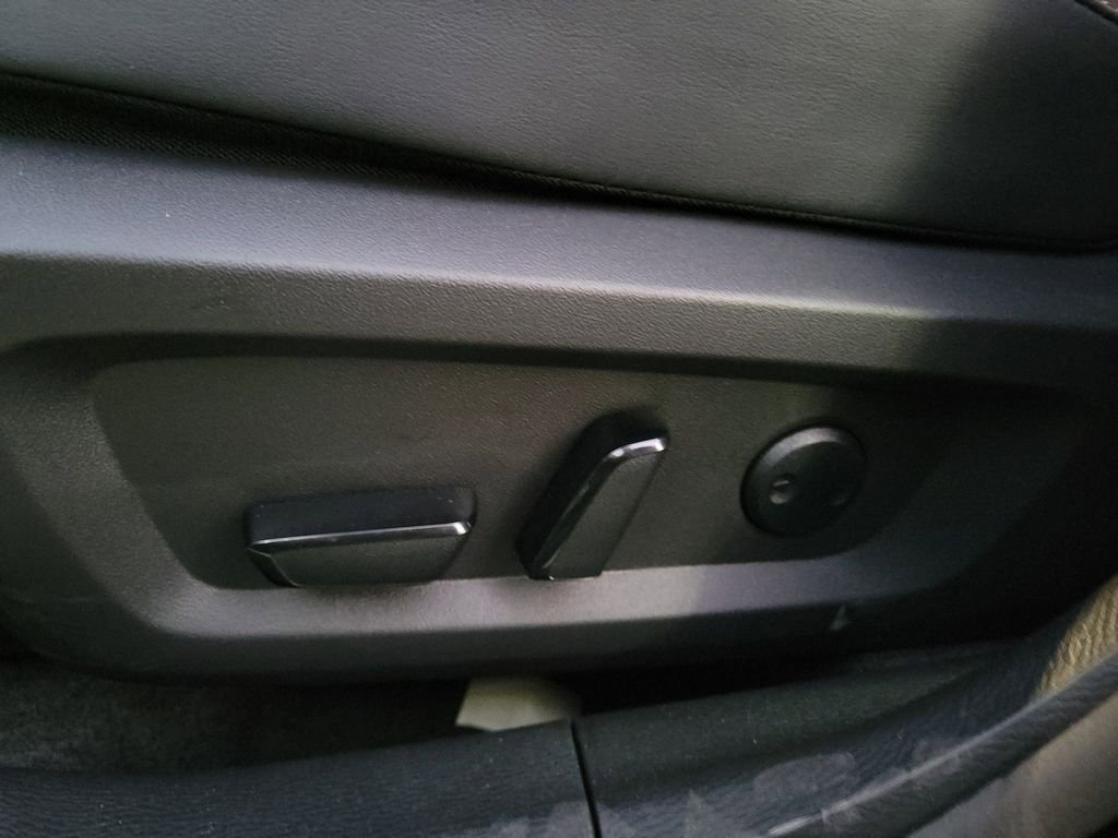 New 2026 Mitsubishi Outlander SE image 11