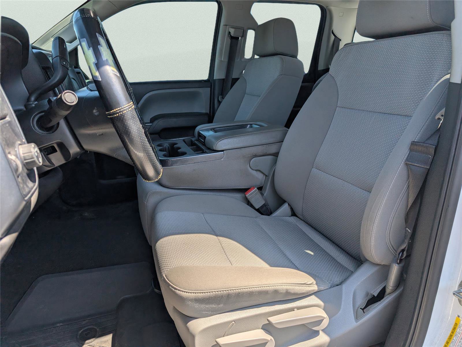 Used 2018 Chevrolet Silverado 1500 Custom w/ Custom Value Package RWD image 8