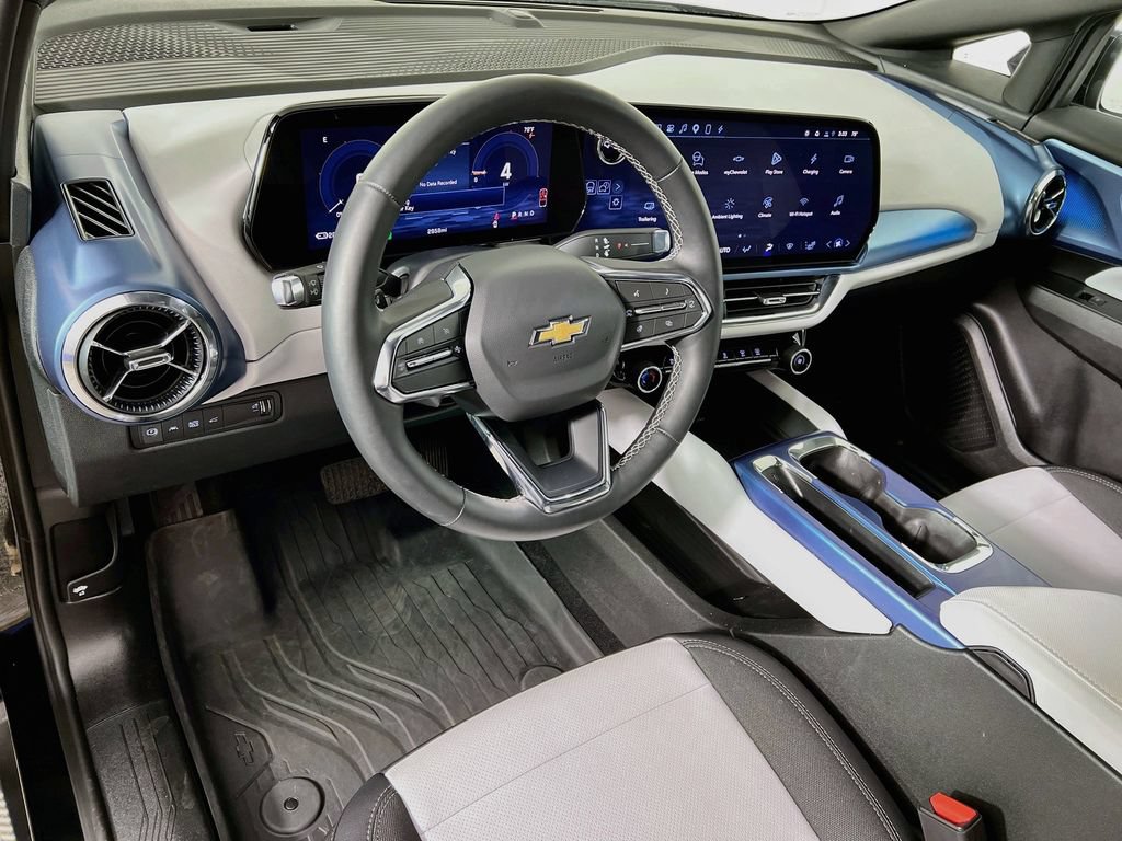 New 2026 Chevrolet Equinox EV LT FWD image 9
