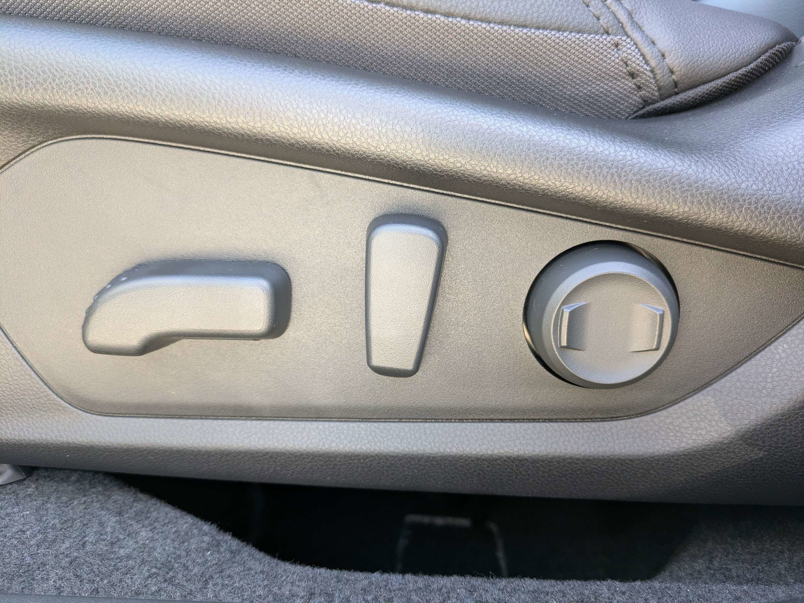 New 2026 Subaru Outback Premium image 21