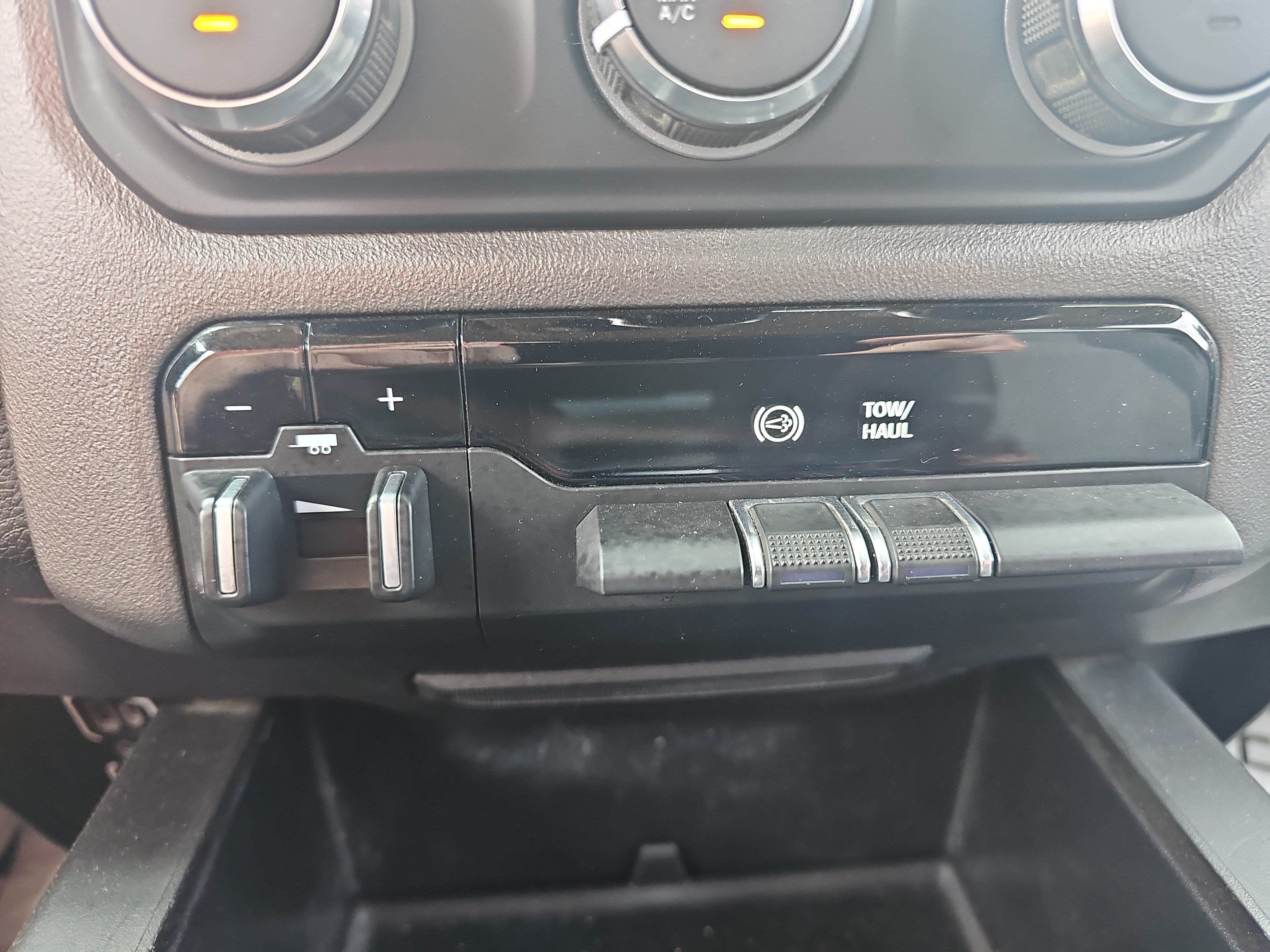 Used 2019 RAM 3500 Big Horn AWD/4WD image 28