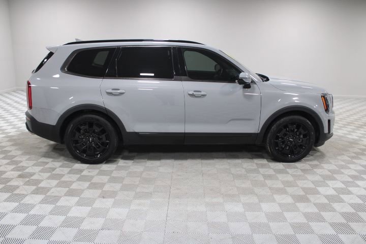 Used 2022 Kia Telluride SX w/ SX Prestige Package image 13