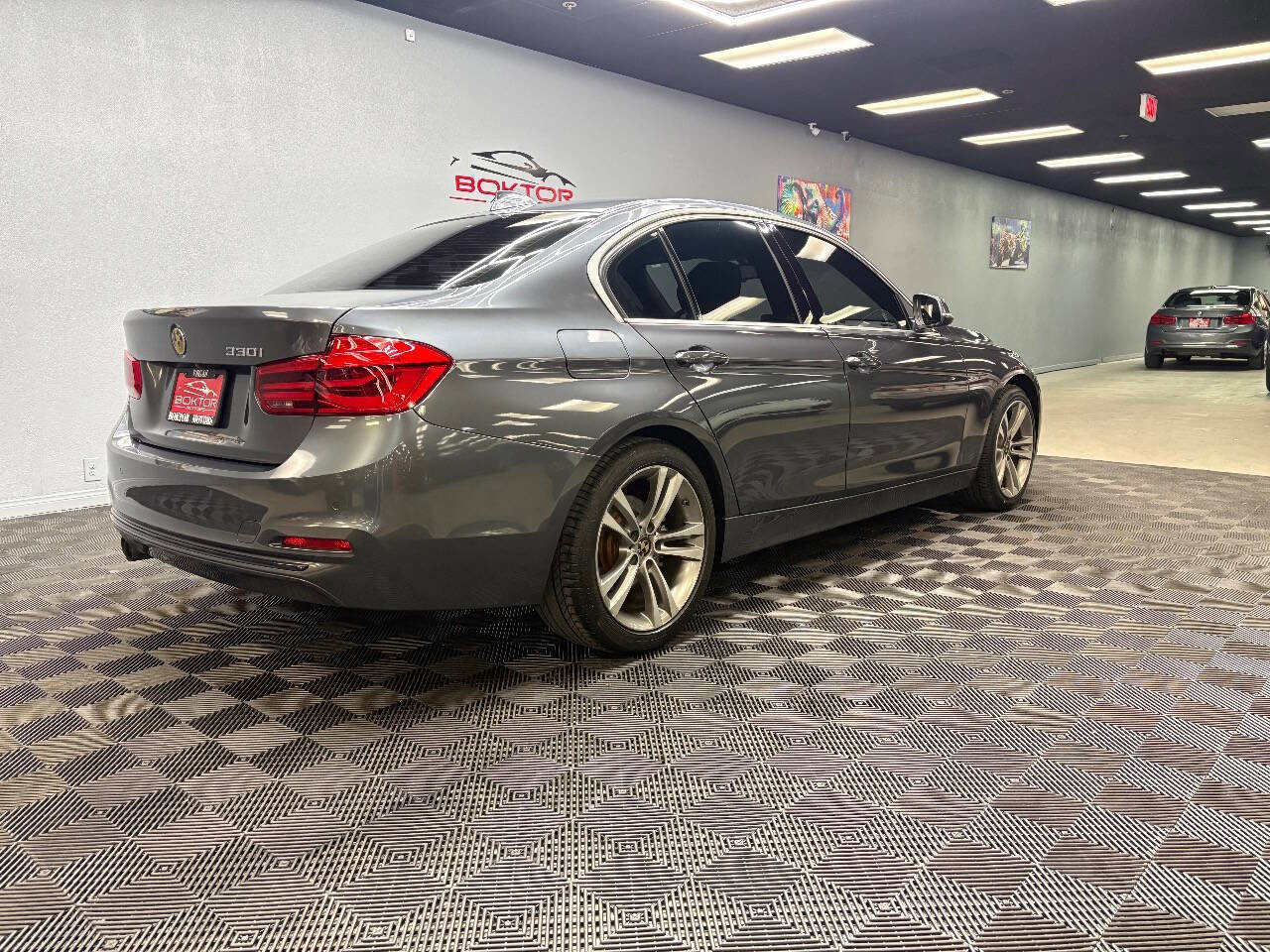 Used 2018 BMW 330i Sedan image 11